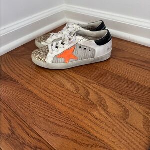 Golden Goose Kids Sequin Star Sneakers. Size 1.5Y.